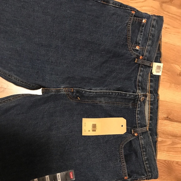 42x32 levi 505 regulars NWT - Picture 4 of 5